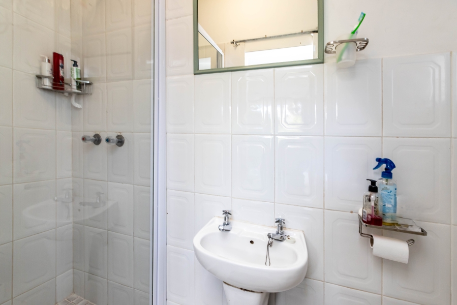 6 Bedroom Property for Sale in Abbotsford Eastern Cape